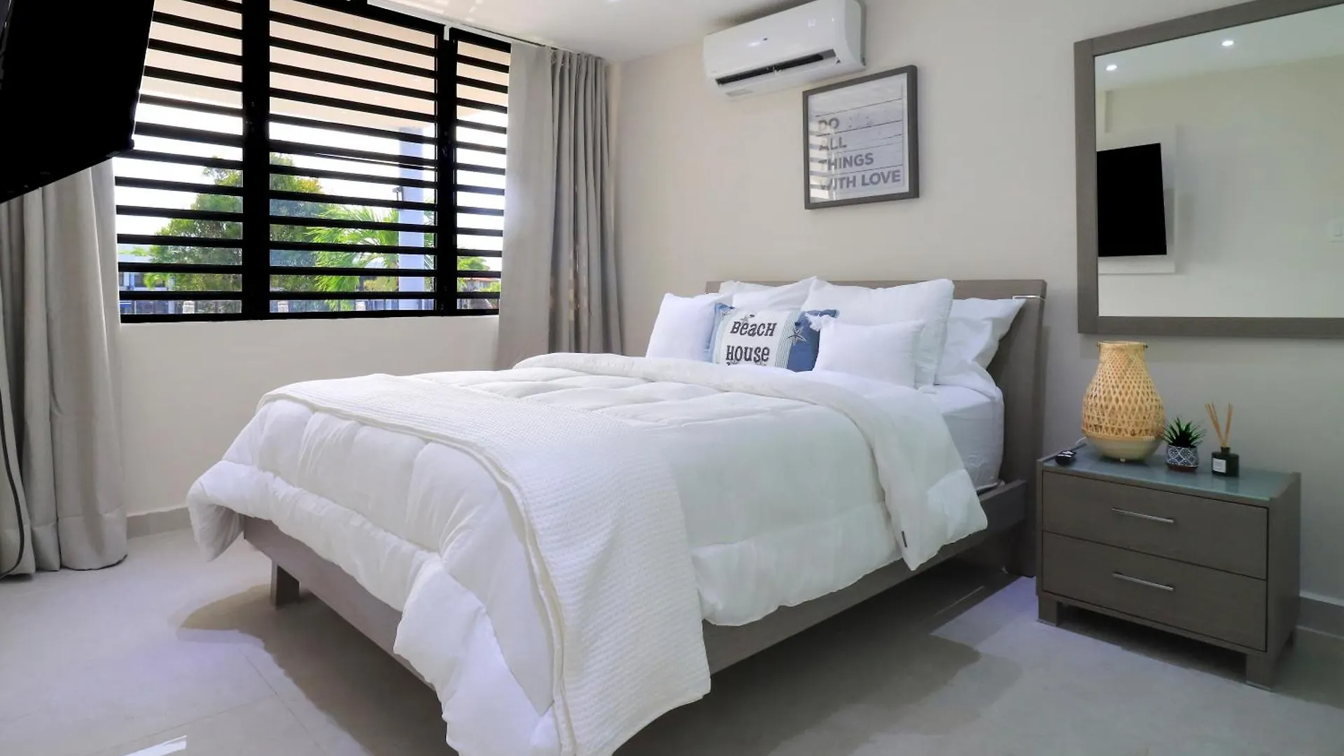 Villa Layka Beach House At Playas Del Yunque Rio Grande Apartment